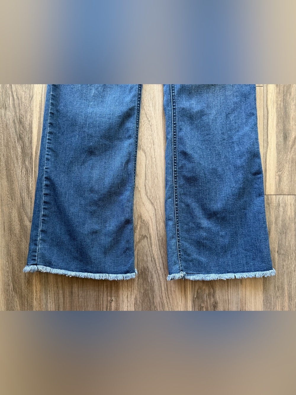 Wit & Wisdom Frayed Hem Jeans Size 12 - Picture 5 of 8